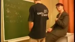 Ученик трахнул учительницу математики с большими сиськами